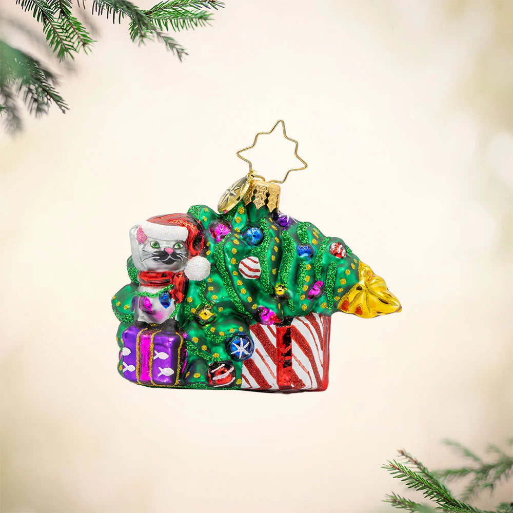 Festive Feline Fiasco Gem